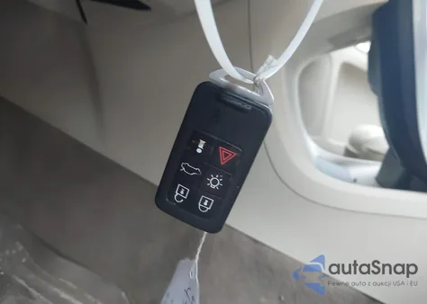 2013 Volvo Xc60 3.2 Premier z USA, uszkodzony, nr VIN YV4940DZ4D2410036